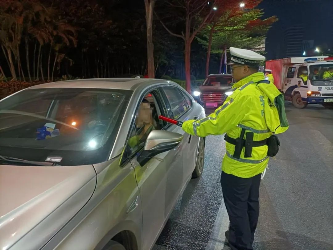 深圳交警苹果版苹果助手ios版-第2张图片-太平洋在线下载